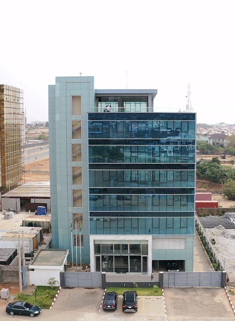 three story buildind