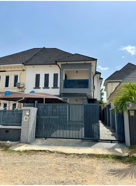 Distressed Sale of 5-Bedroom Fully Detached Duplex in Gwarimpa, Abuja