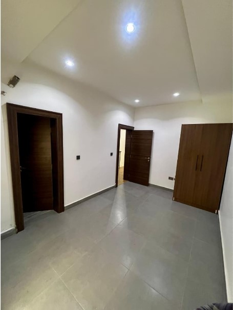 Distressed Sale of 5-Bedroom Fully Detached Duplex in Gwarimpa, Abuja