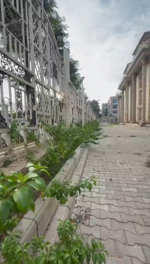 Prime Corporate Opportunity: Massive 20 to 25 commercial office complex for rent in Wuse 2 Abuja for ₦400M/annum. Ideal for banks, corporate HQs, and NGOs. Fully serviced.